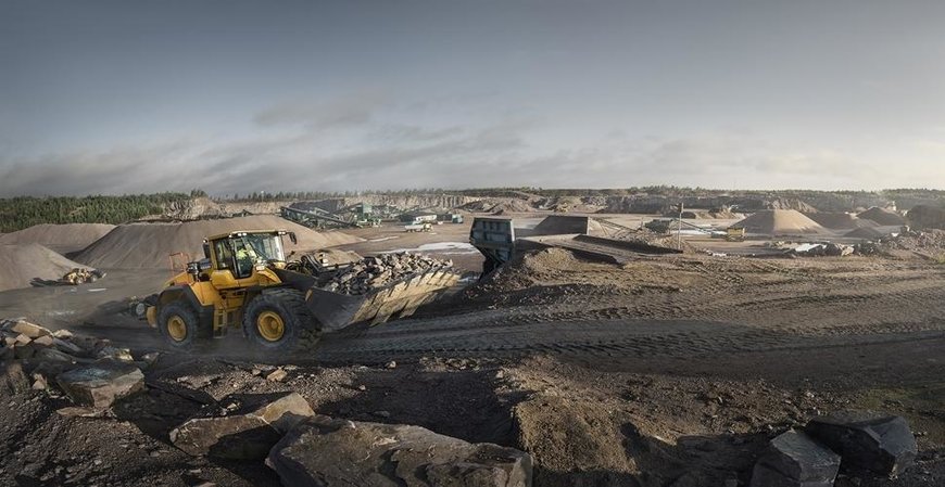 VOLVO'S H-SERIES WHEEL LOADERS L60H UP TO L350H RECEIVE AN UPDATE